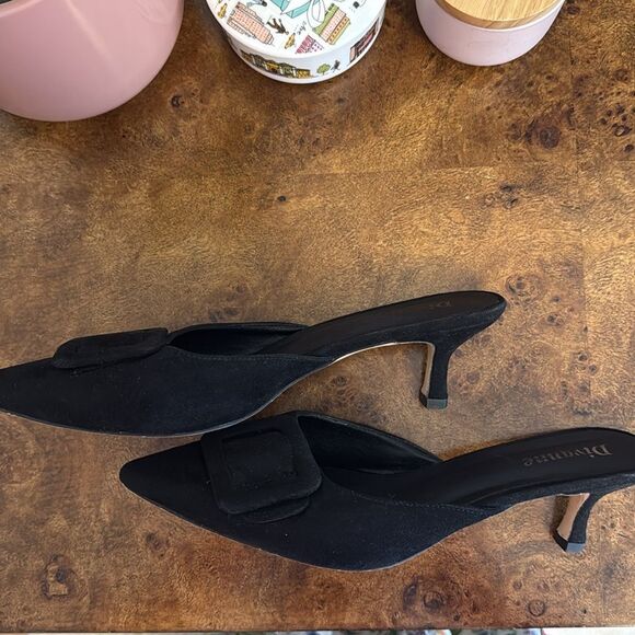 Manolo Blahnik Maysale Style Kitten Heel Black Women's Mules - Picture 3 of 3